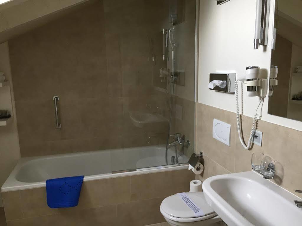 Hotel Oberland Triesenberg Екстериор снимка