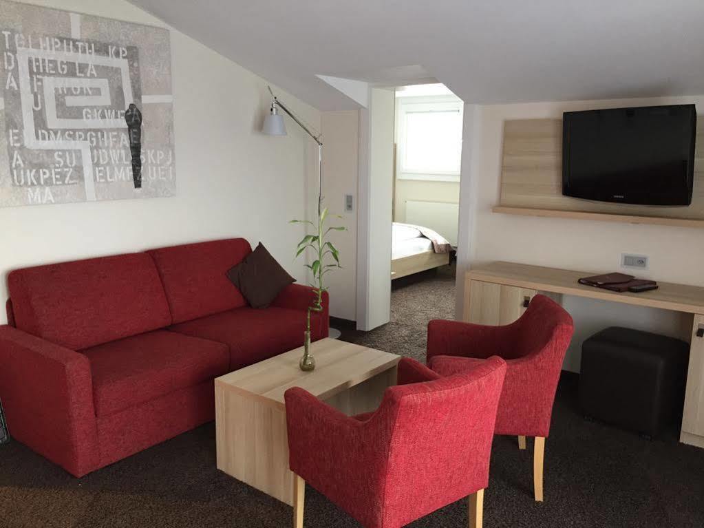 Hotel Oberland Triesenberg Екстериор снимка